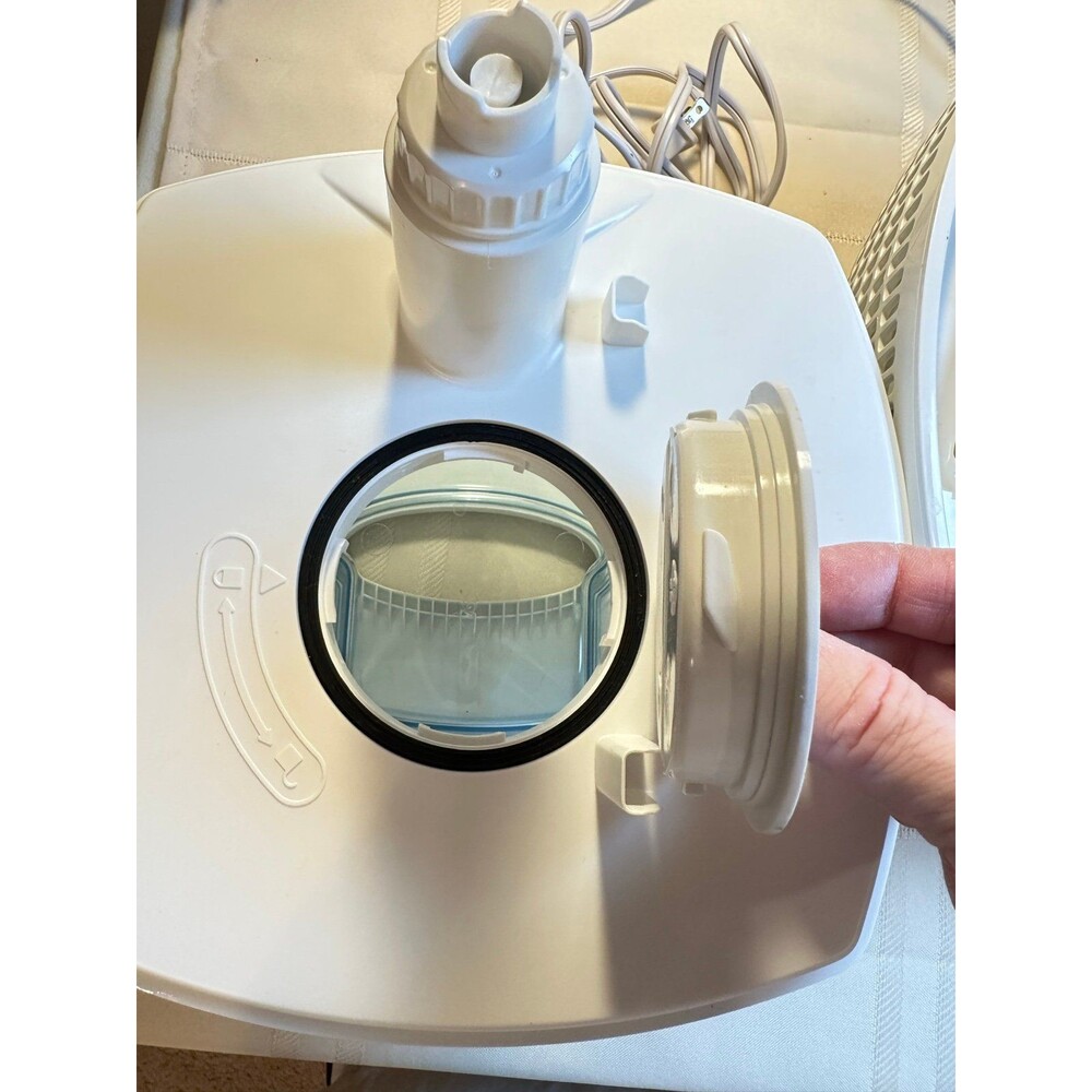 Equate Humidifier - Picture 6 of 11